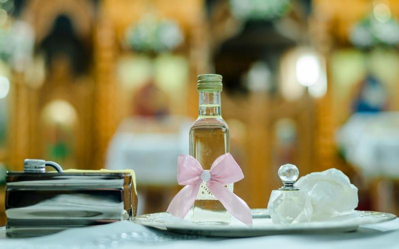 2.How long does a perfume last and what can make it last longer 4(1)