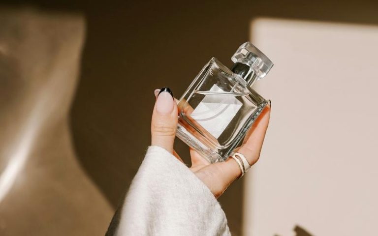 5.How to choose perfume and where should you apply it 1(1)