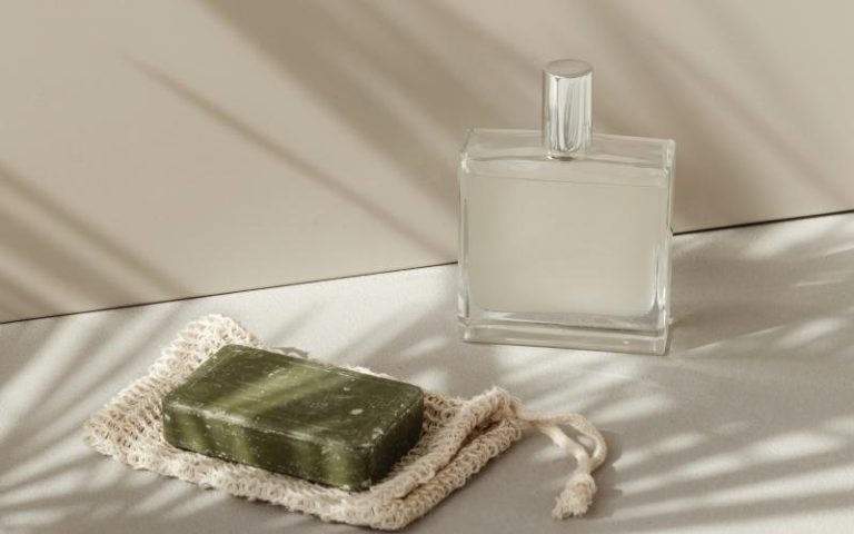 6.Can perfume be called fragrance & Is fragrance a scent or smell 1(1)