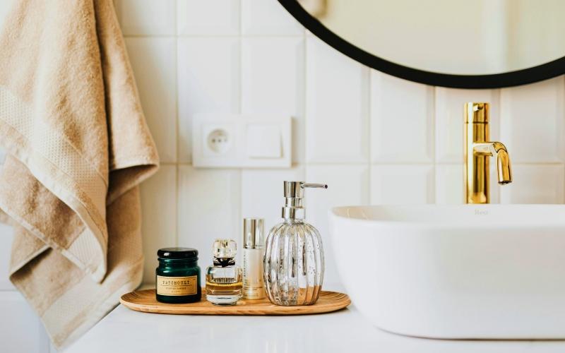 6.Can perfume be called fragrance & Is fragrance a scent or smell 3(1)