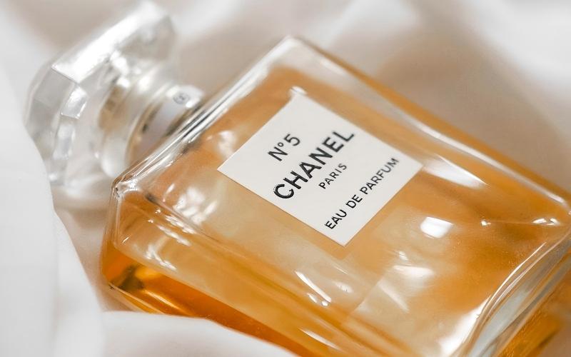 13.What Are The Five Best-Selling Perfumes 4