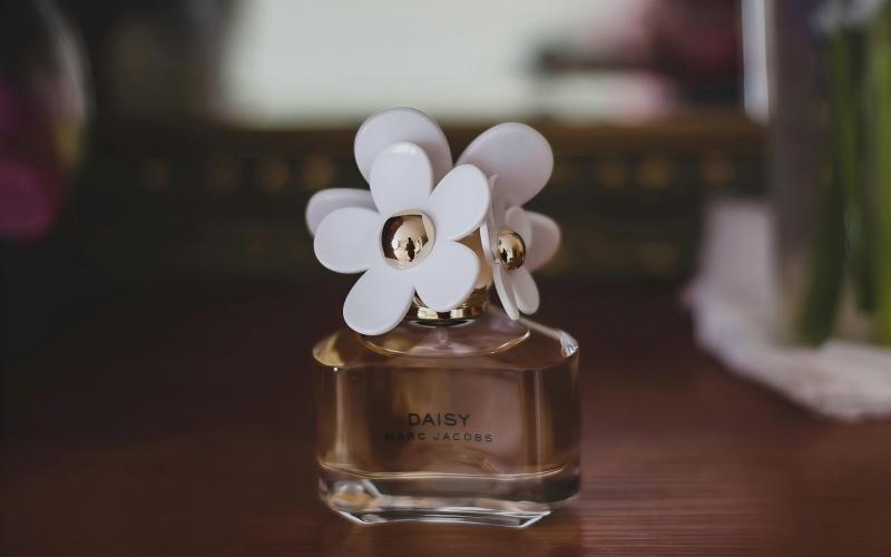20.Awakening Fragrance Stepping Into The Light World Of Spring Fragrances 4(1)